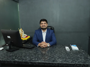 Dr. Vinay Spine and Brain Surgeon logo